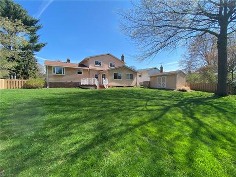 4274 Aimee Ln, Willoughby, OH 44094 photo 6