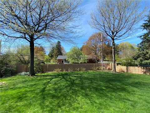 4274 Aimee Ln, Willoughby, OH 44094 photo 7