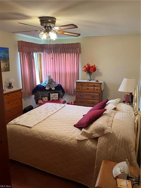 107 E 9th St, Williamstown, WV 26187 photo 13