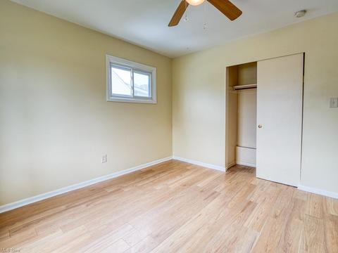 6025 Smith Rd, Brook Park, OH 44142 photo 18
