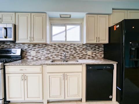6025 Smith Rd, Brook Park, OH 44142 photo 6