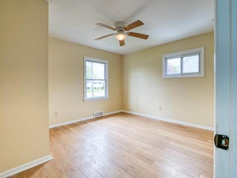 6025 Smith Rd, Brook Park, OH 44142 photo 17