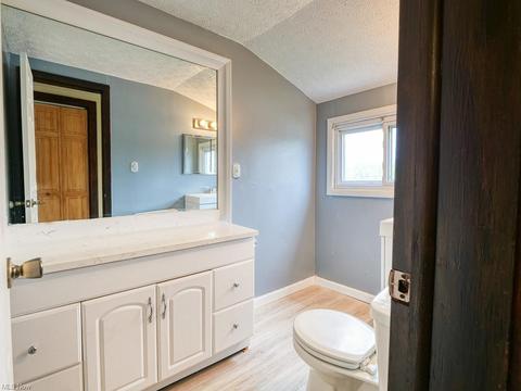 6025 Smith Rd, Brook Park, OH 44142 photo 19