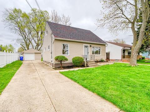6025 Smith Rd, Brook Park, OH 44142 photo 2