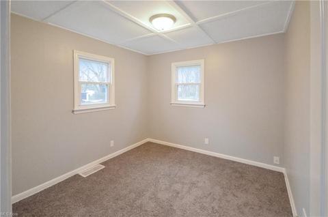1447 W 10th St, Ashtabula, OH 44004 photo 7