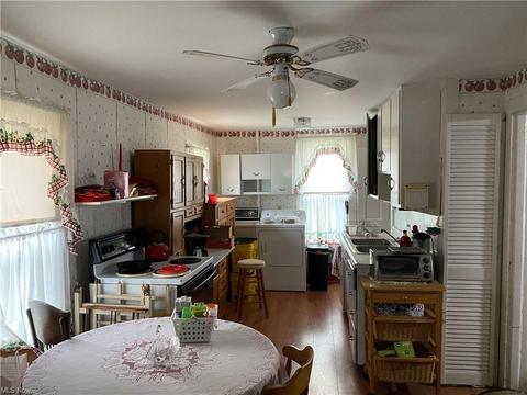 826 Madison Ave, Ashtabula, OH 44004 photo 7