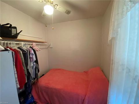 826 Madison Ave, Ashtabula, OH 44004 photo 14