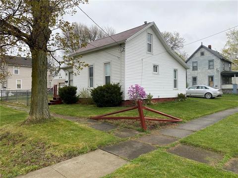 826 Madison Ave, Ashtabula, OH 44004 photo 3