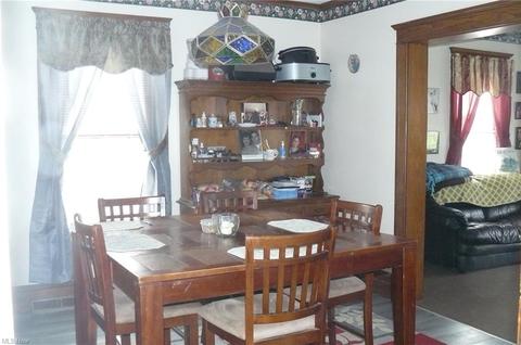 637 W 35th St, Ashtabula, OH 44004 photo 3
