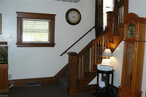637 W 35th St, Ashtabula, OH 44004 photo 8