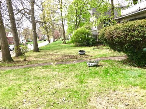 736 Diagonal Rd, Akron, OH 44320 photo 11