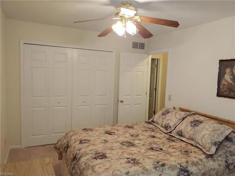 3196 Mariners Island Dr NW, Canton, OH 44708 photo 19
