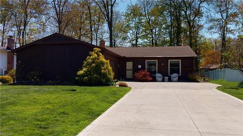 7070 Constantine Ct, Mentor, OH 44060 photo 2