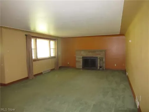 7411 W Parkside Dr, Boardman, OH 44512 photo 8
