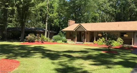 7411 W Parkside Dr, Boardman, OH 44512 photo 4