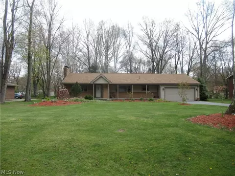 7411 W Parkside Dr, Boardman, OH 44512 photo 1