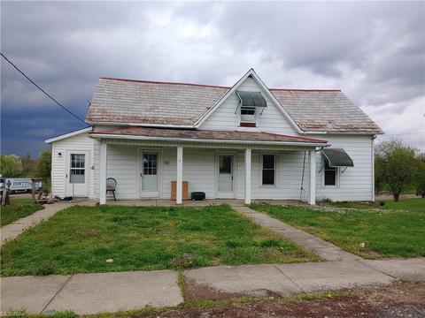 98 Chestnut St, Dresden, OH 43821 photo 1