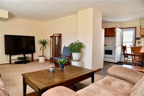 11111 Loris Ave, Aurora, OH 44202 photo 4