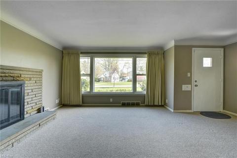 312 E 280 St, Euclid, OH 44132 photo 4