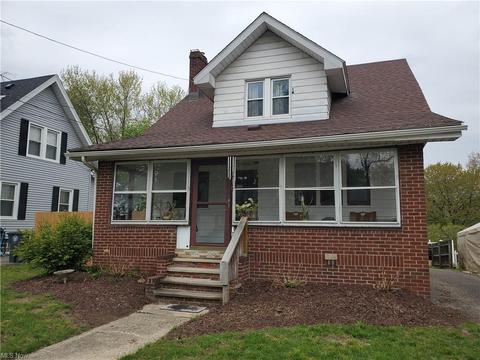 1183 Juniper Ave, Akron, OH 44310 photo 1