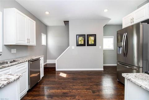 211 Park St, Dover, OH 44622 photo 10
