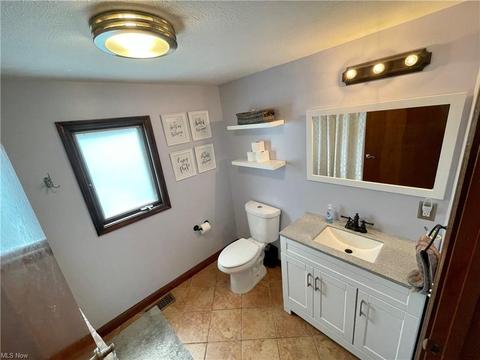 297 E 307th St, Willowick, OH 44095 photo 27