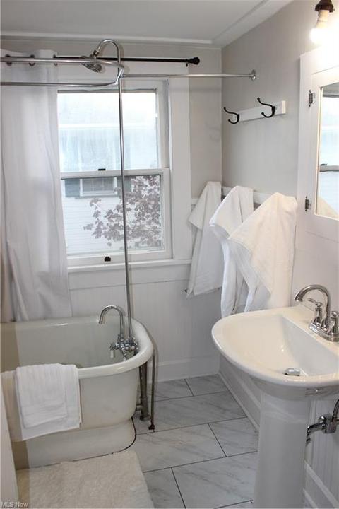 314 E 13th St, Dover, OH 44622 photo 9