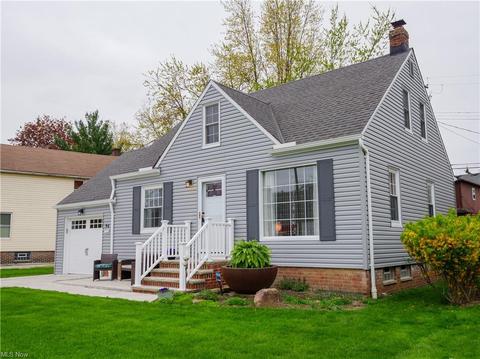 94 E 203rd St, Euclid, OH 44123 photo 4