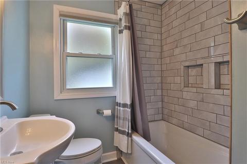 18 Everett Rd, Painesville, OH 44077 photo 13