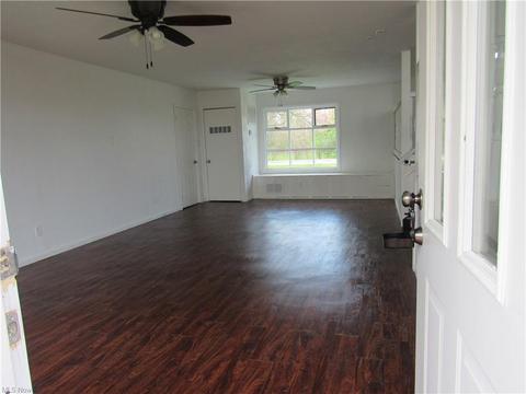 7772 Oberlin Rd, Elyria, OH 44035 photo 2
