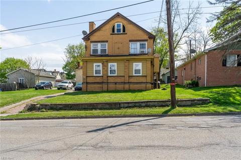 110 Elm St, Struthers, OH 44471 photo 1