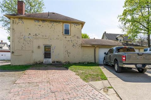 110 Elm St, Struthers, OH 44471 photo 22