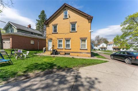 110 Elm St, Struthers, OH 44471 photo 23