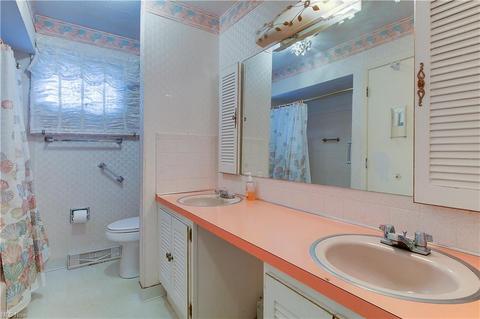 816 Carpenter St, Akron, OH 44310 photo 16