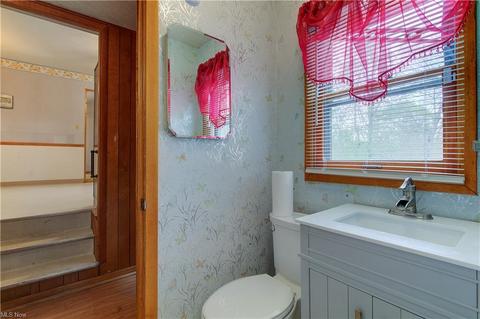 816 Carpenter St, Akron, OH 44310 photo 11