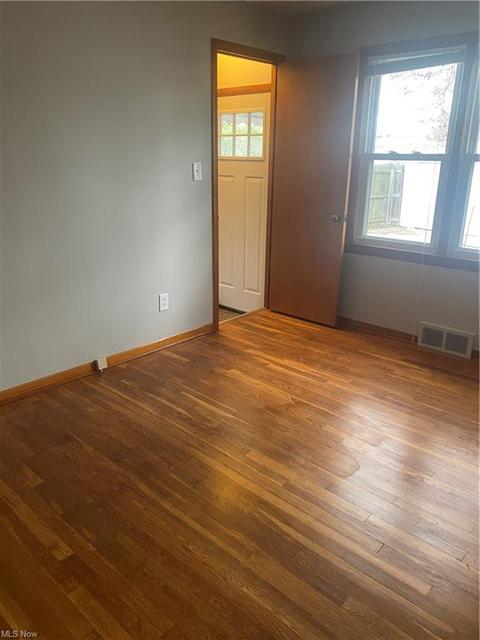 5536 Hauserman Rd, Parma, OH 44130 photo 13