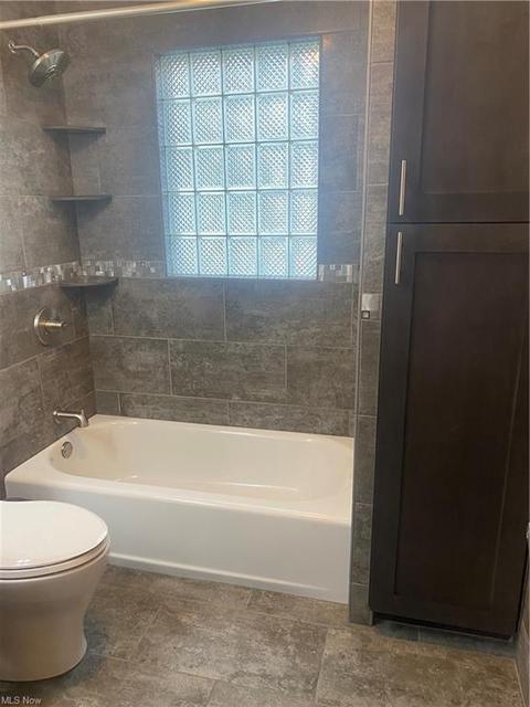 5536 Hauserman Rd, Parma, OH 44130 photo 10