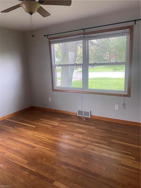 5536 Hauserman Rd, Parma, OH 44130 photo 12