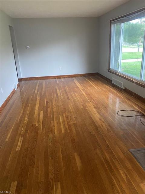 5536 Hauserman Rd, Parma, OH 44130 photo 5