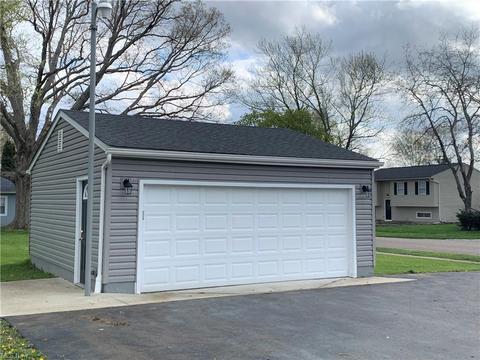 9840 Green Dr, Windham, OH 44288 photo 11