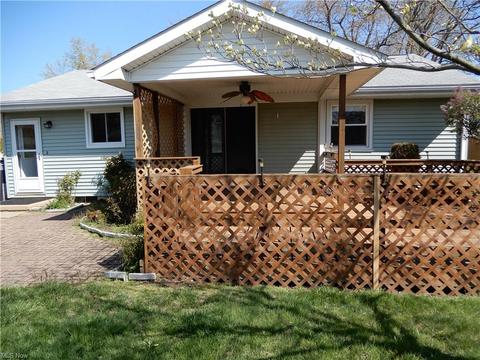 2142 W 15th St, Ashtabula, OH 44004 photo 6