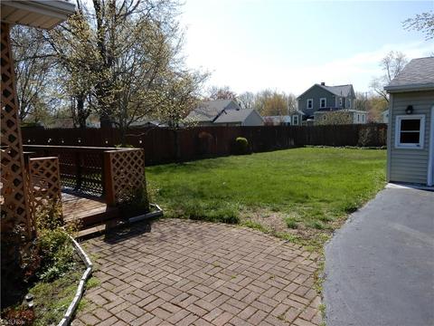 2142 W 15th St, Ashtabula, OH 44004 photo 8