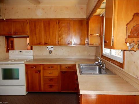 2142 W 15th St, Ashtabula, OH 44004 photo 13