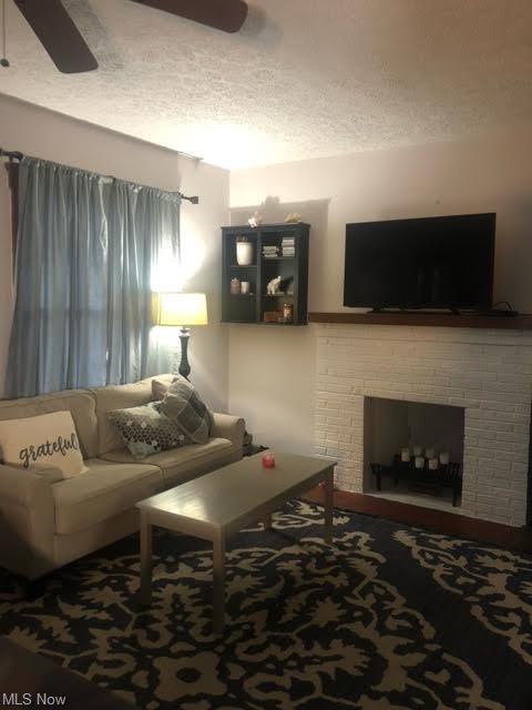 207 Claremont Ave NW, Canton, OH 44708 photo 3