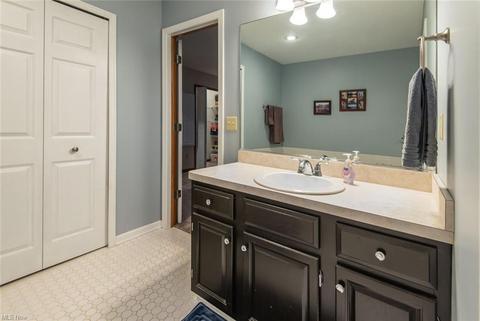 310 Hendrix Blvd, Lagrange, OH 44050 photo 21