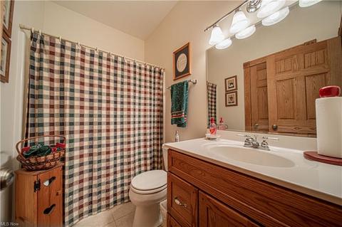 288 E Beech St, Jefferson, OH 44047 photo 32
