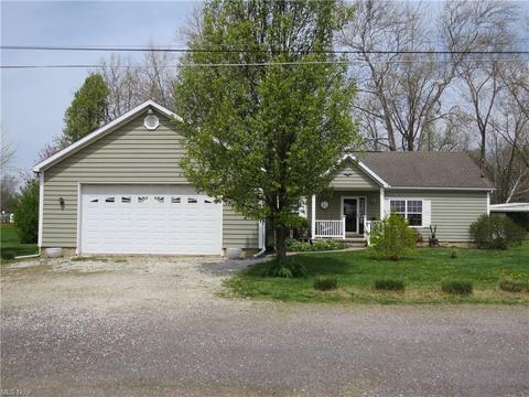 27 Lake Mohawk Homes For Sale Lake Mohawk Oh Real Estate Movoto