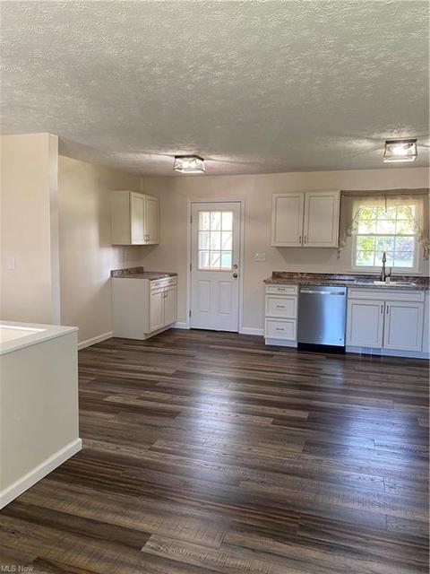 1624 Allen Ave, Ashtabula, OH 44004 photo 3