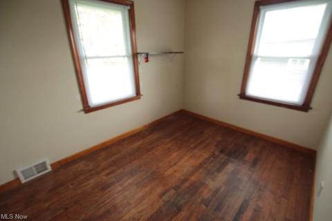 8876 School St, Windham, OH 44288 photo 9