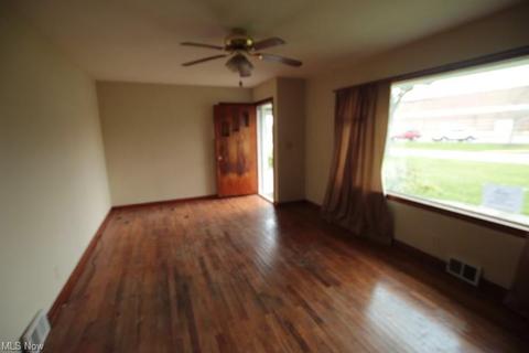 8876 School St, Windham, OH 44288 photo 11